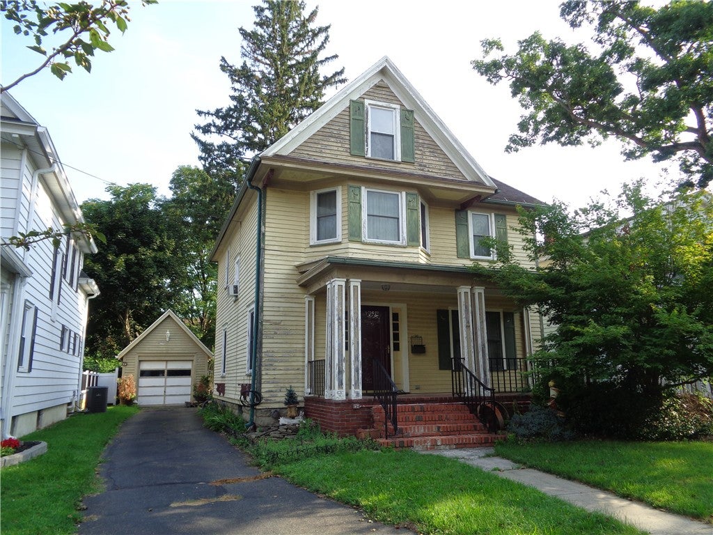 139 E William Street — photo