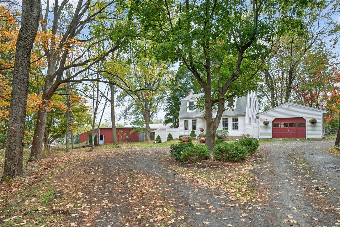2867 Merritt Hill Road — photo