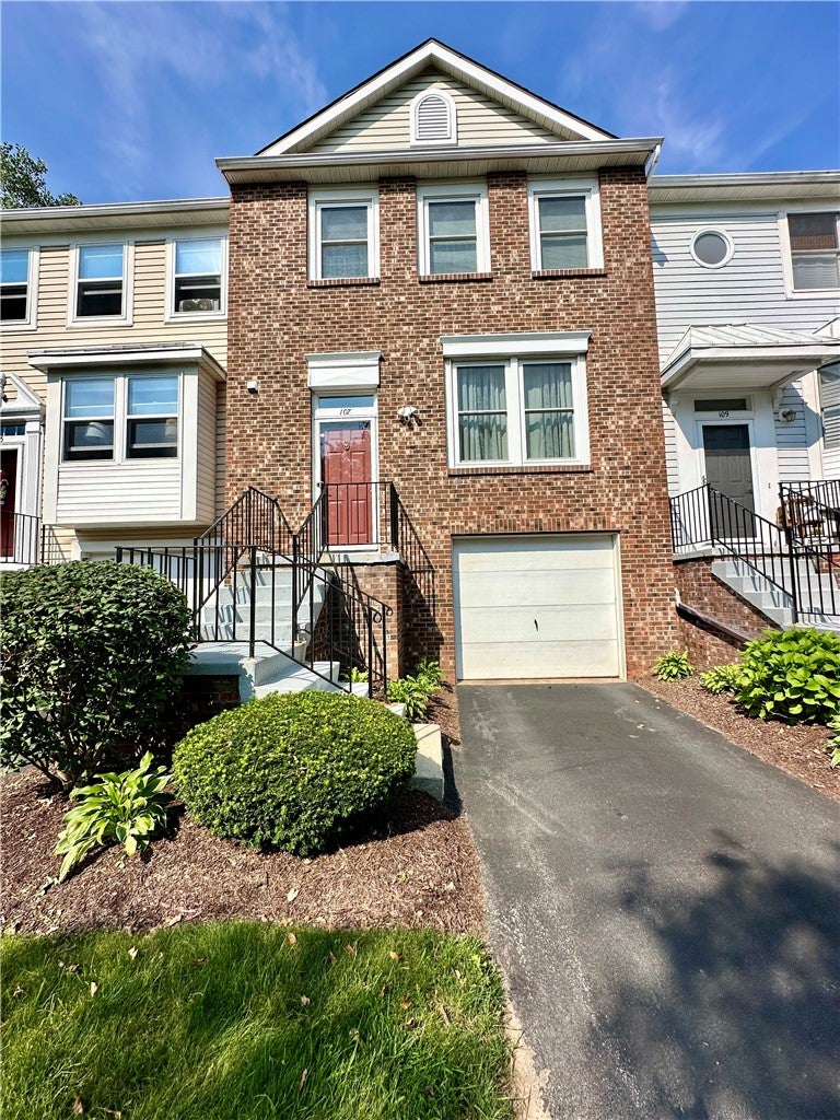 107 Jordache Lane — photo
