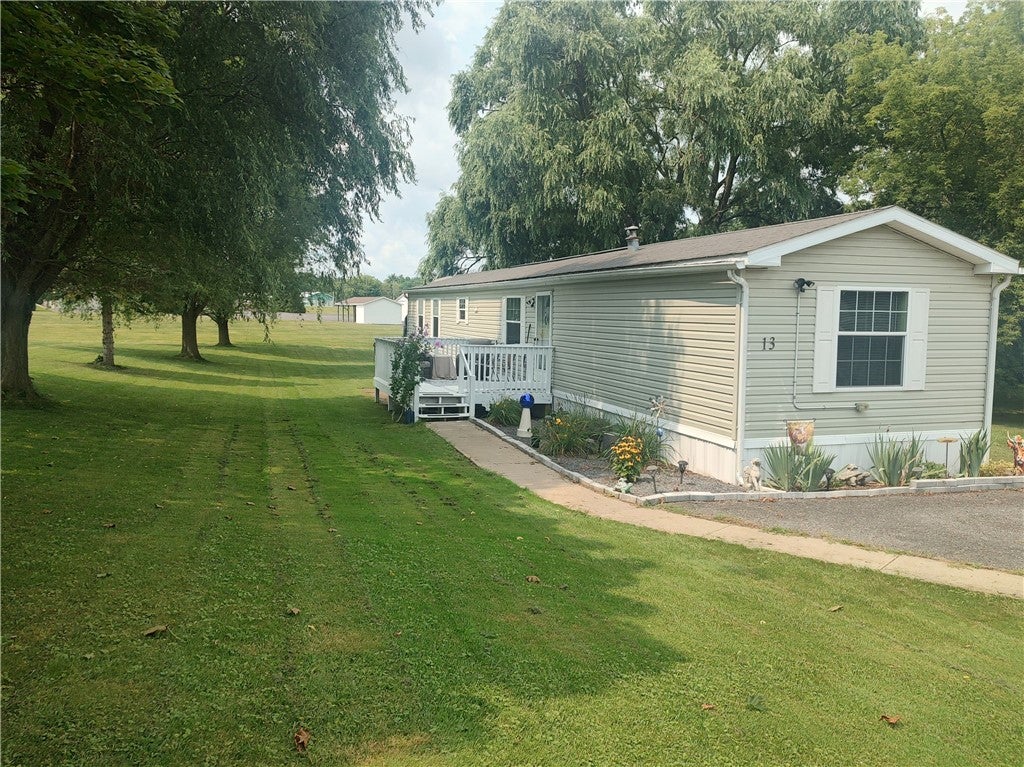13 Arrowhead Drive — photo