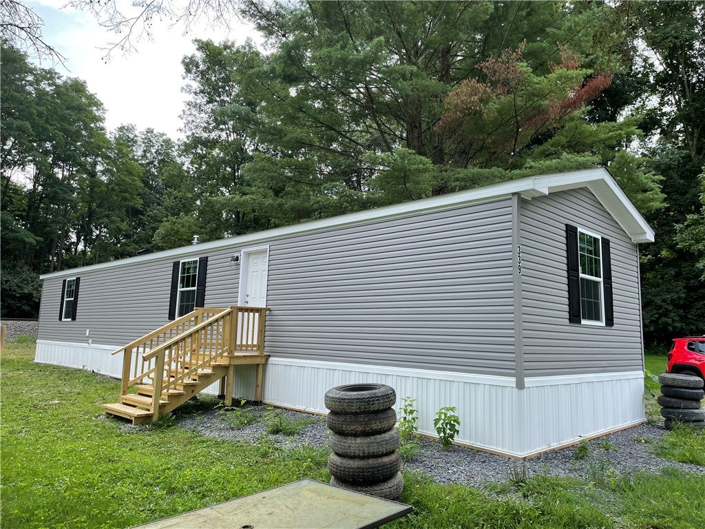 339 Poole Circle — photo