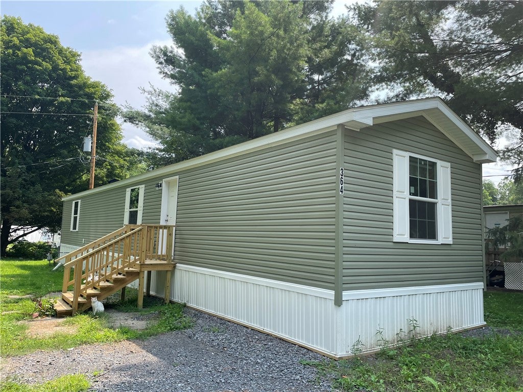 364 Poole Circle — photo
