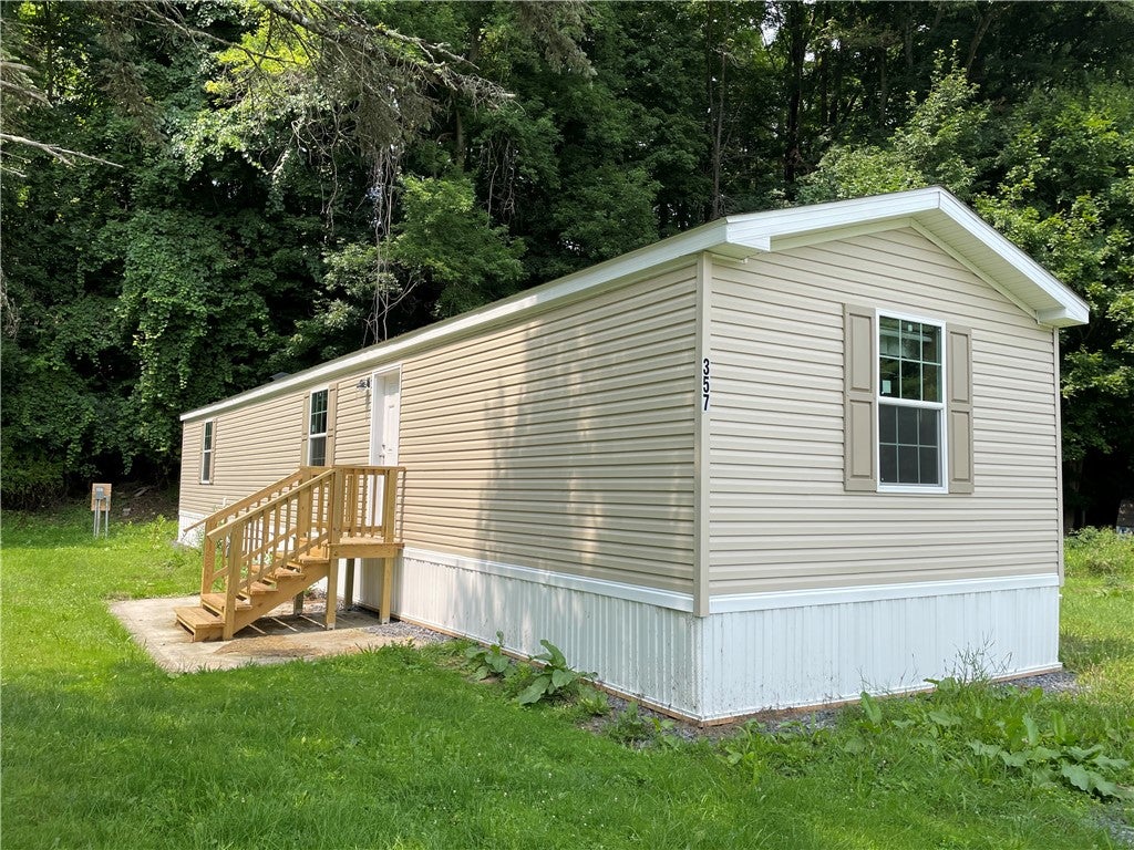 357 Poole Circle — photo