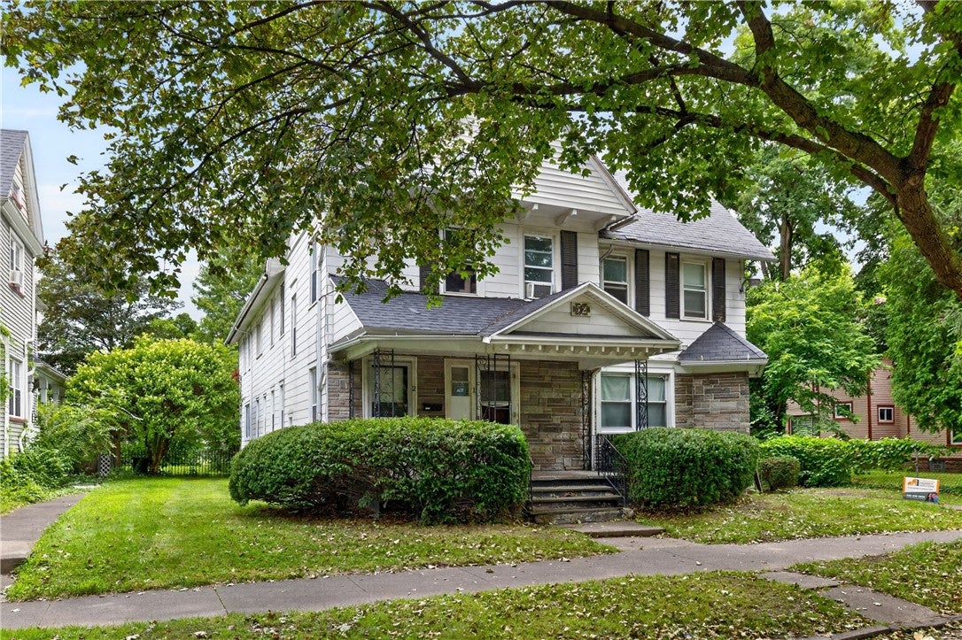 52 Lorimer Street — photo