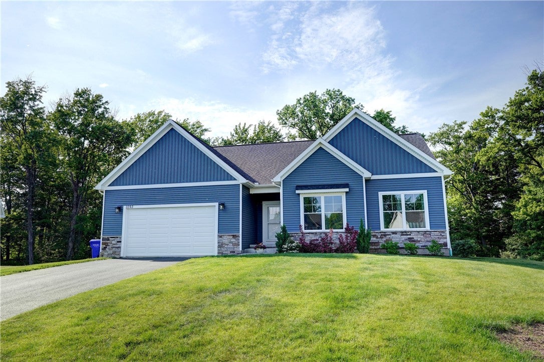 1093 Bear Creek Circle — photo