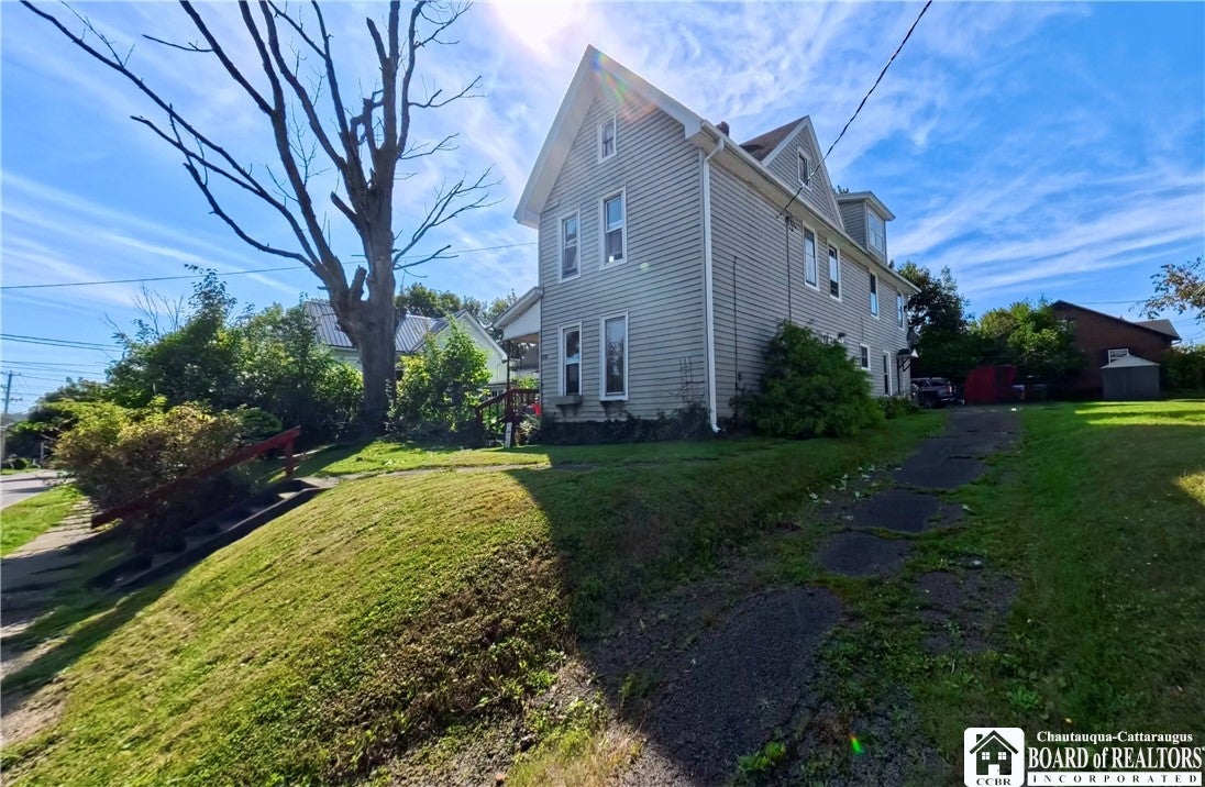 1021 Newland Avenue — photo