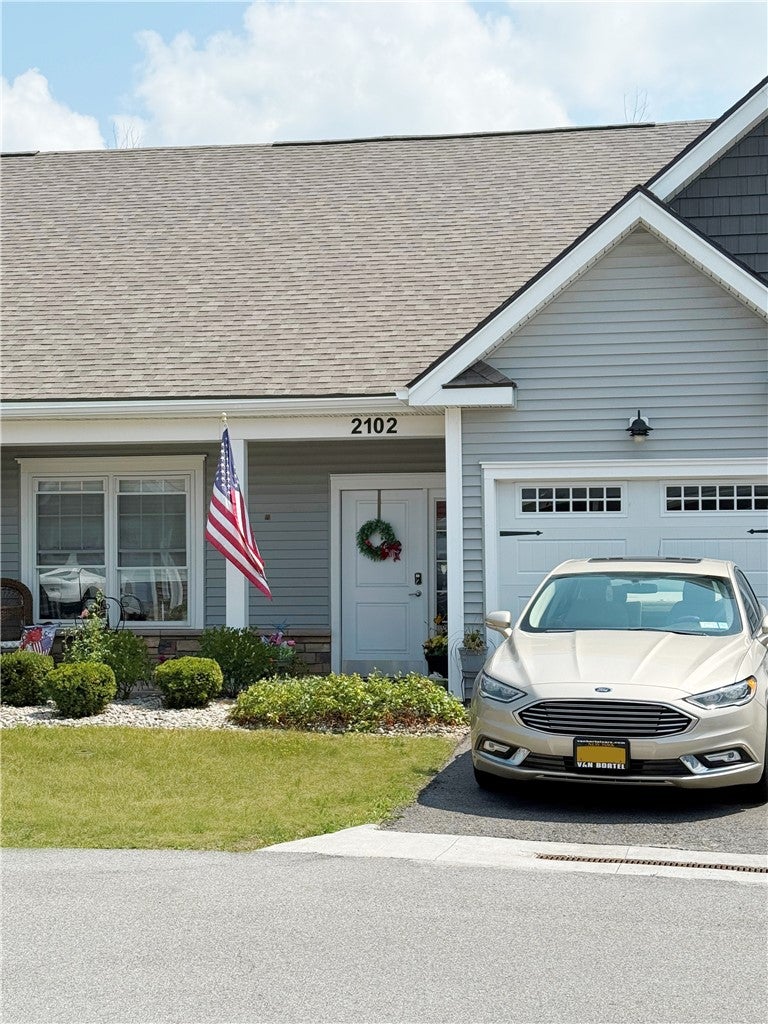 1282 Lehigh Station Road 2103 — photo