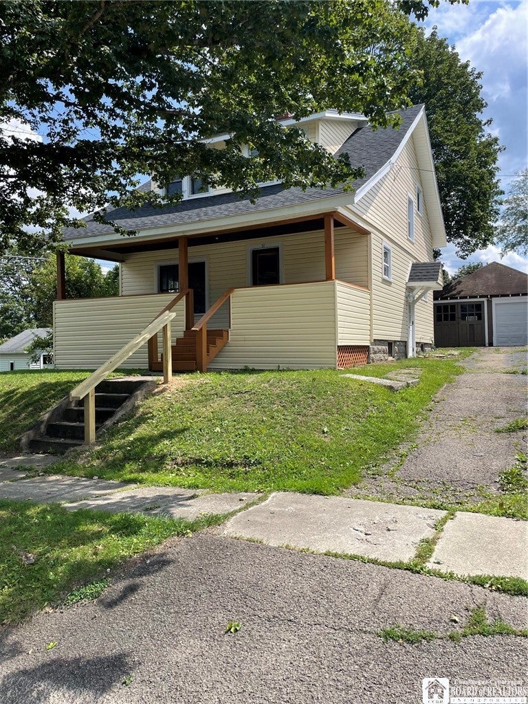 57 Mapleshade Avenue — photo
