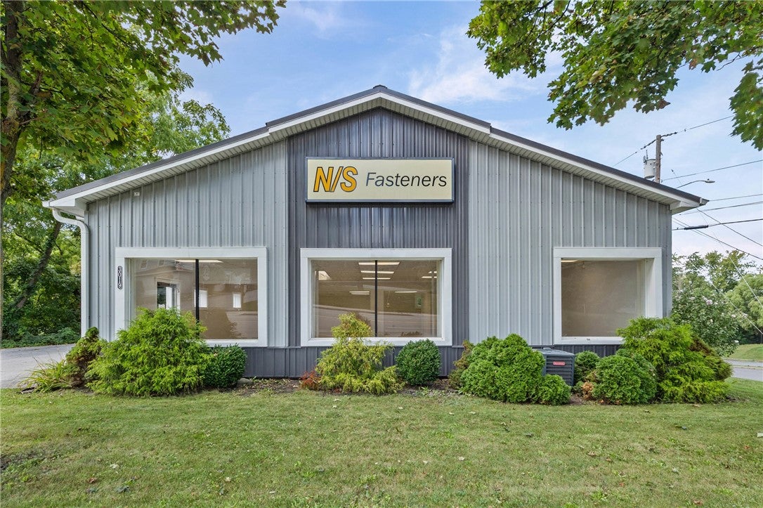 3019 East Henrietta Rd — photo