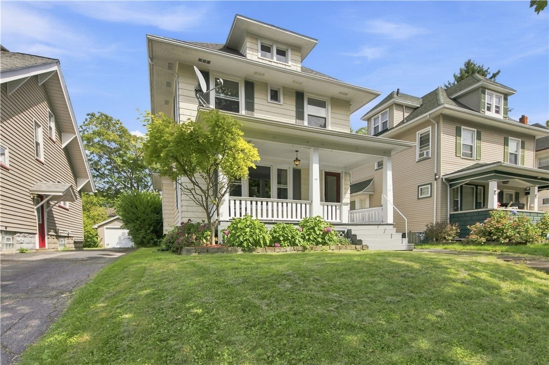 74 Mckinster Street — photo