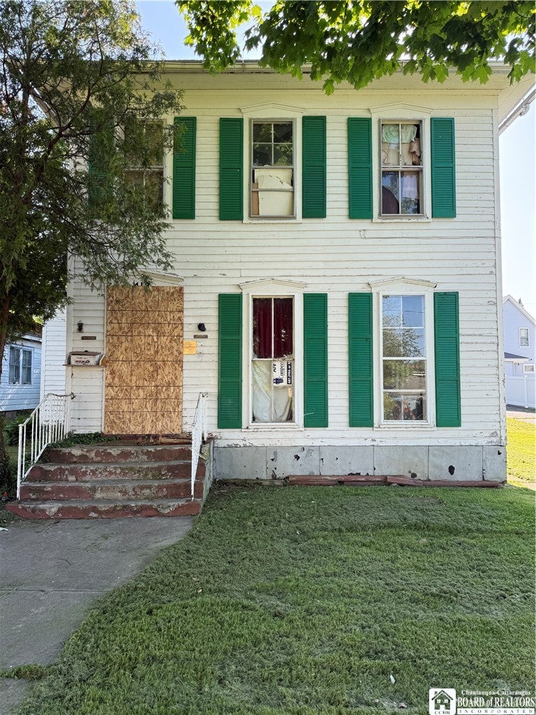 413 Swan Street — photo