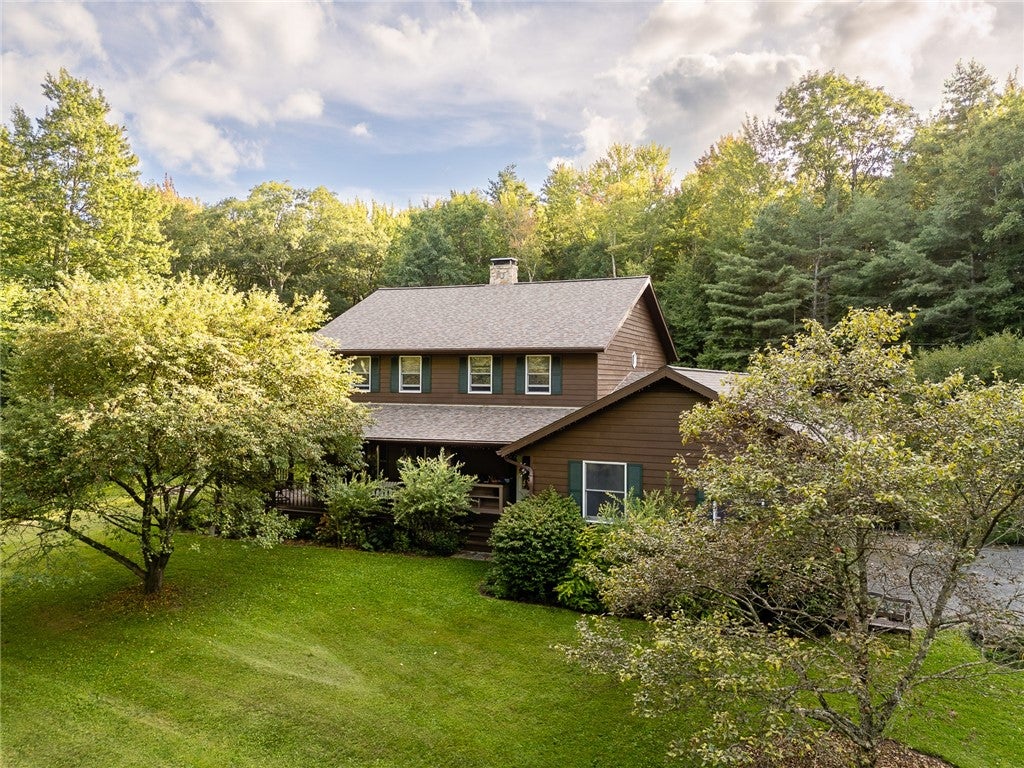 383 Woodland Drive — photo