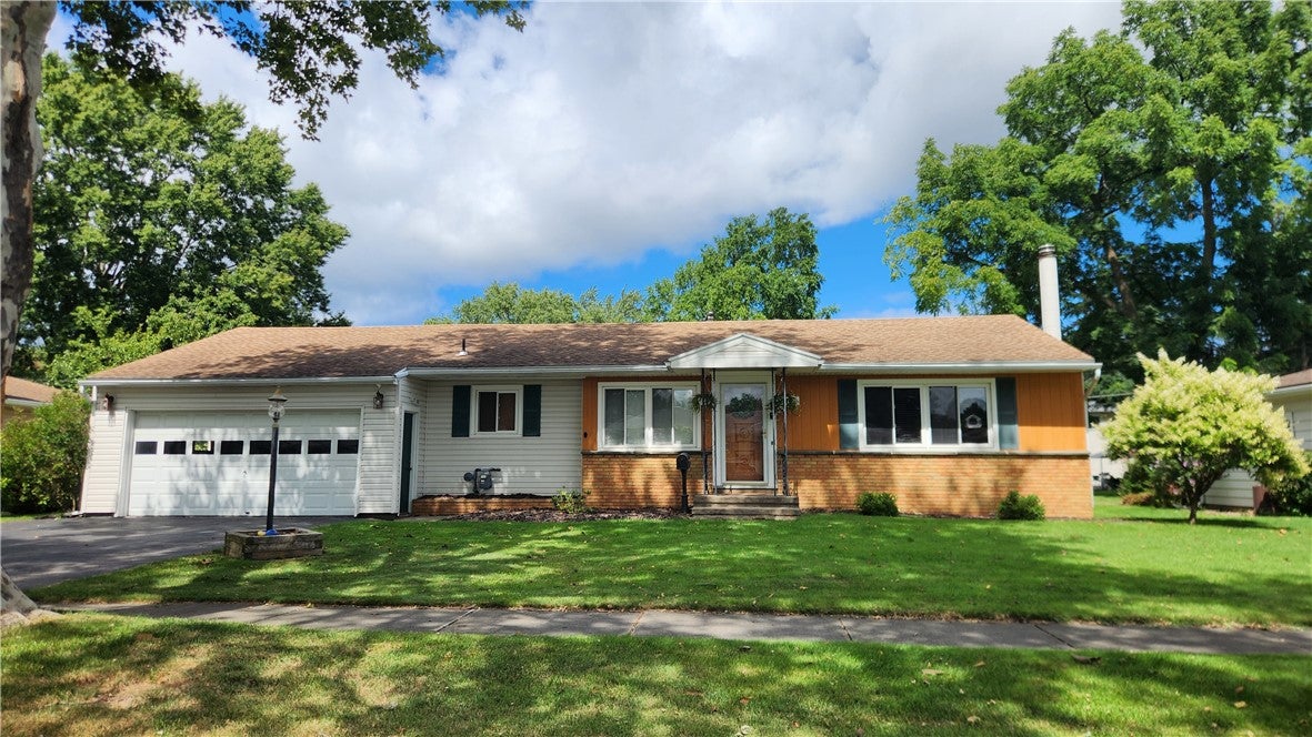 48 Belview Drive — photo