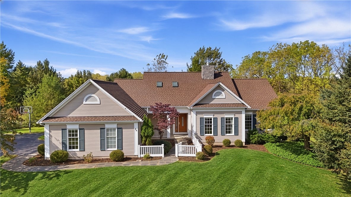 26 Mandalay Ridge — photo