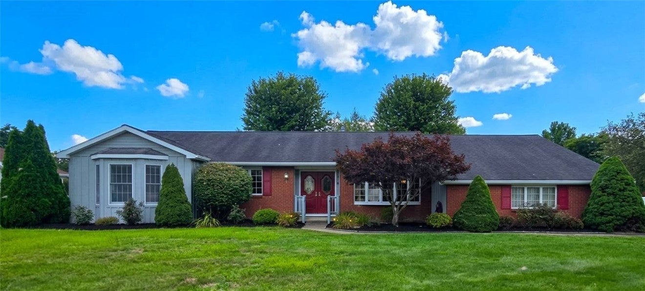 209 Kennedy Drive — photo