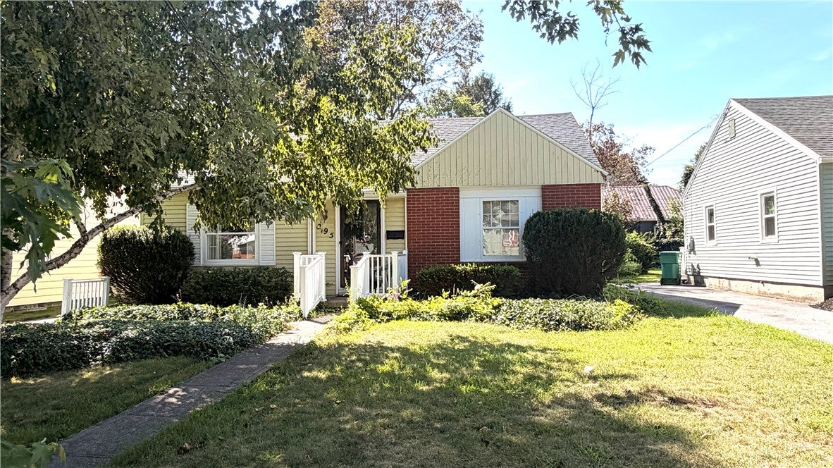 295 Falstaff Road — photo