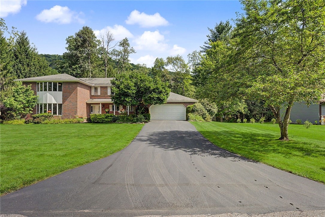 8 Van Tassel Way — photo