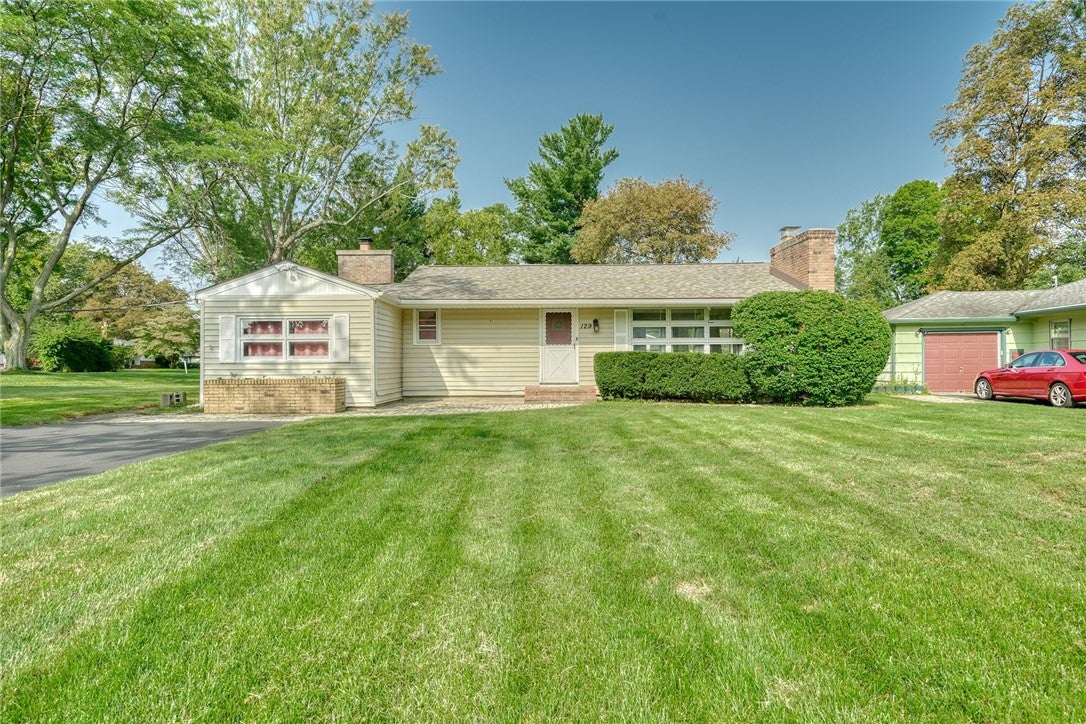 129 Brookview Drive — photo