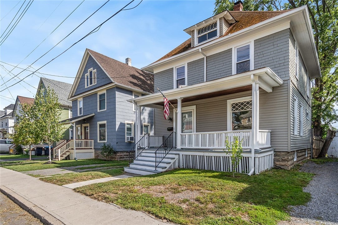 11 Goodelle Terrace — photo