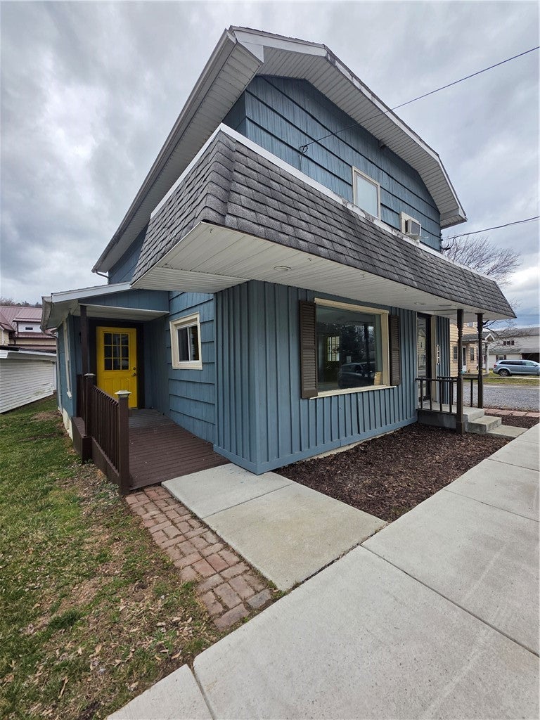 123 S Catharine Street — photo