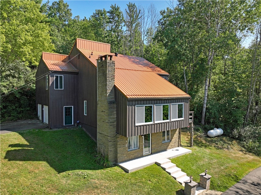 560 Steege Hill Road — photo