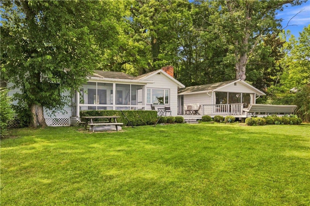 3611 Bay View Drive — photo