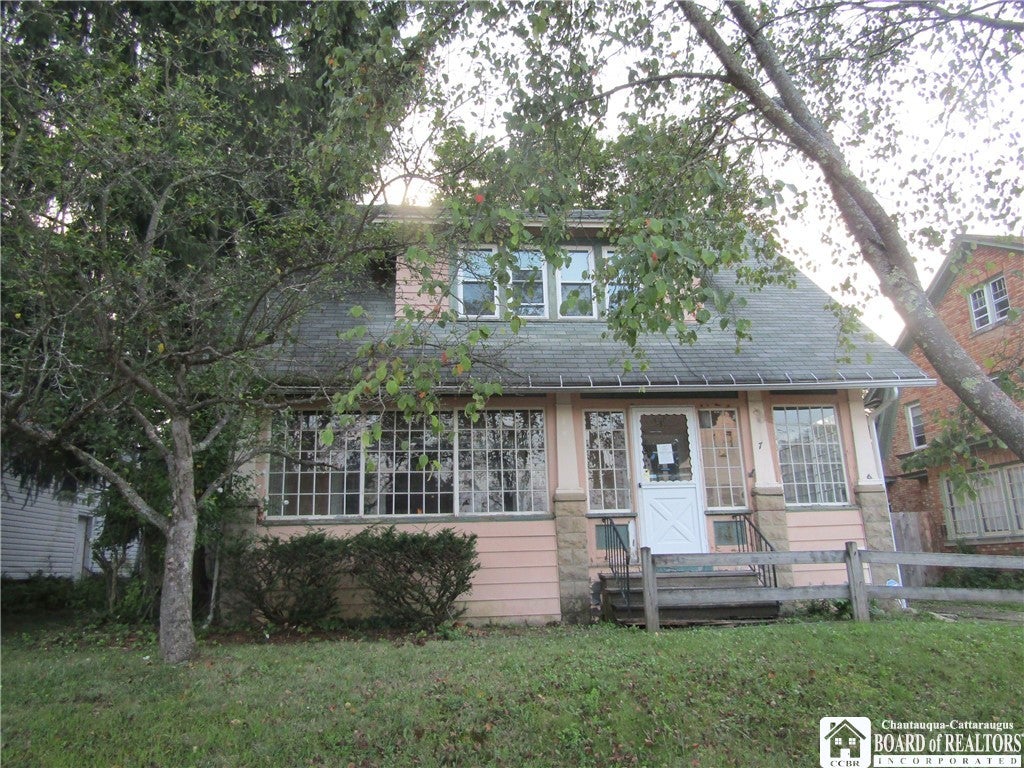 7 Beverly Place — photo
