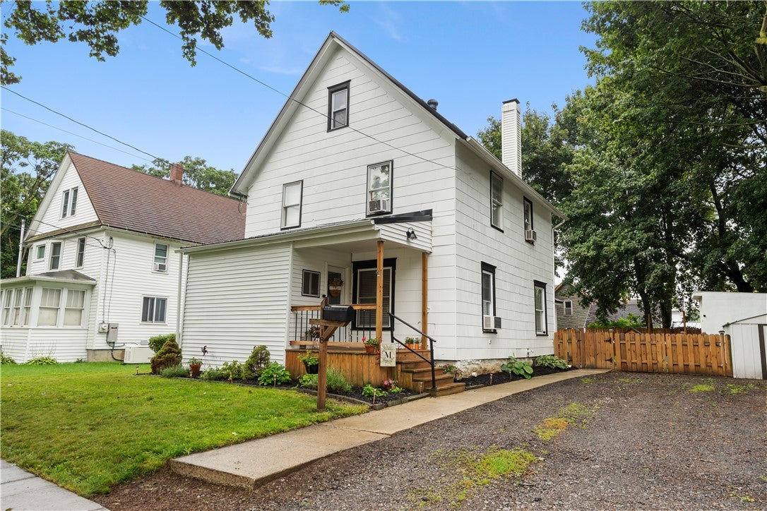 18 Genesee Street E, Perry, NY 14530 — photo 2
