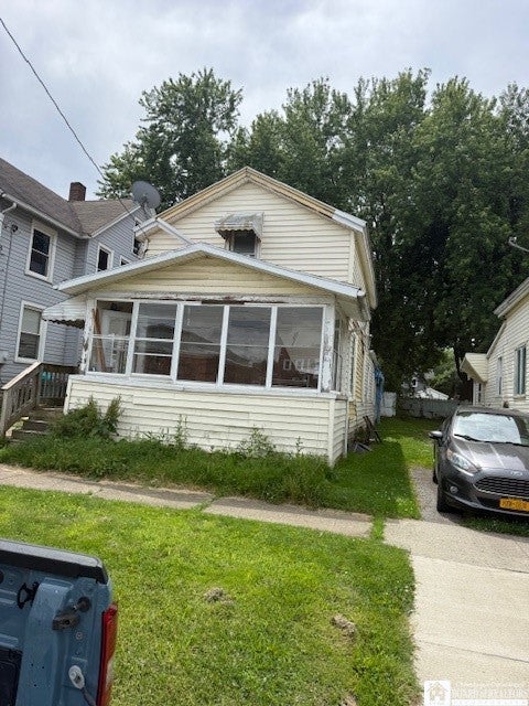 209 Dove Street — photo