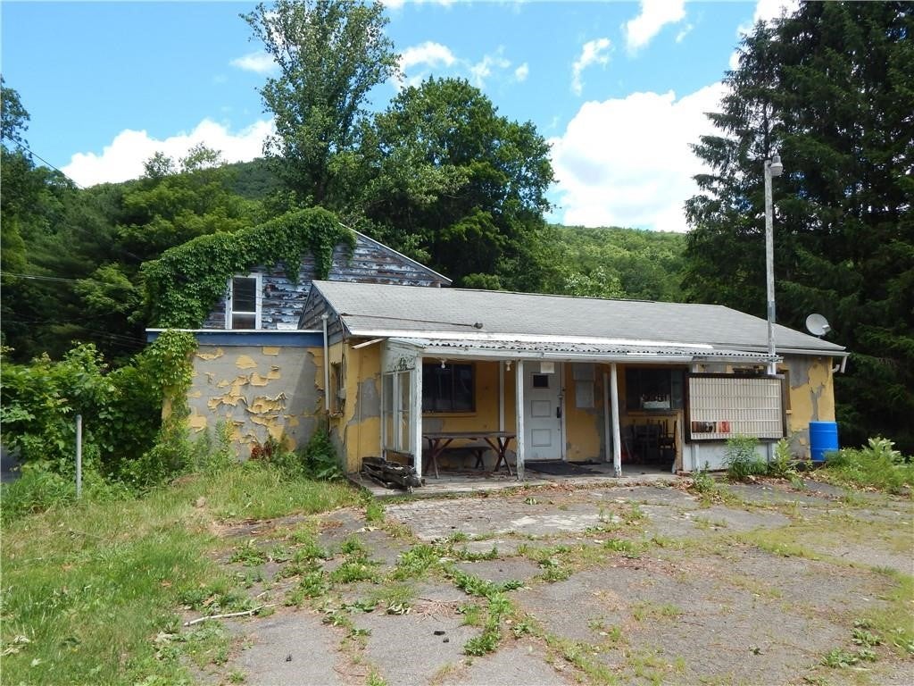 2338 State Route 352 — photo