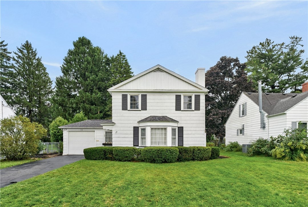 29 Brooklea Drive — photo