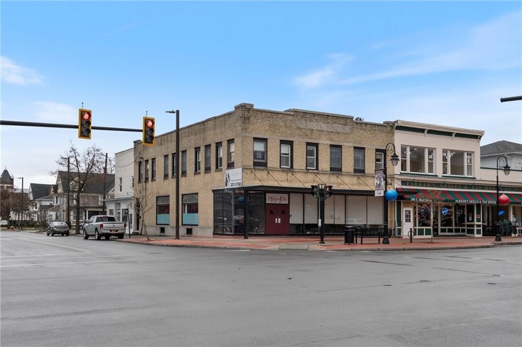 202 S Main Street — photo