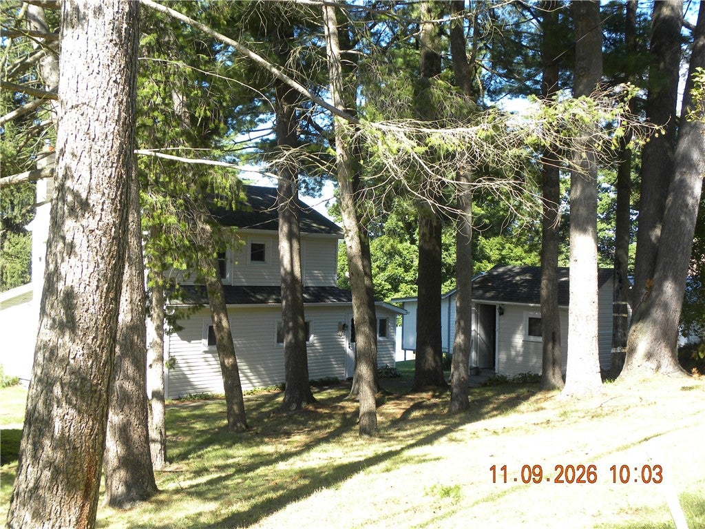 4111 E Waneta Lake Road — photo