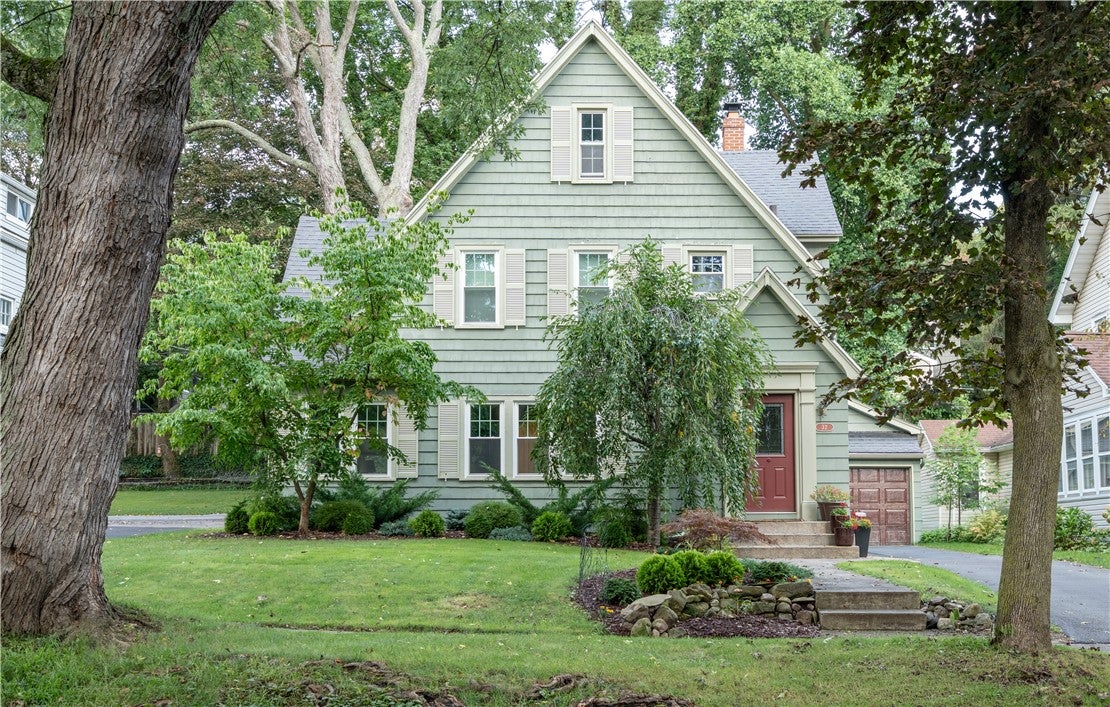 32 Castlebar Road, Rochester NY 14610 — photo 2