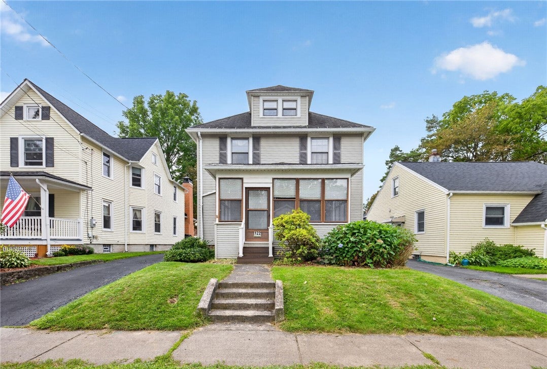 122 W Hickory Street — photo