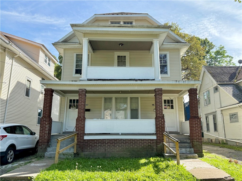 115-117 Avenue B — photo