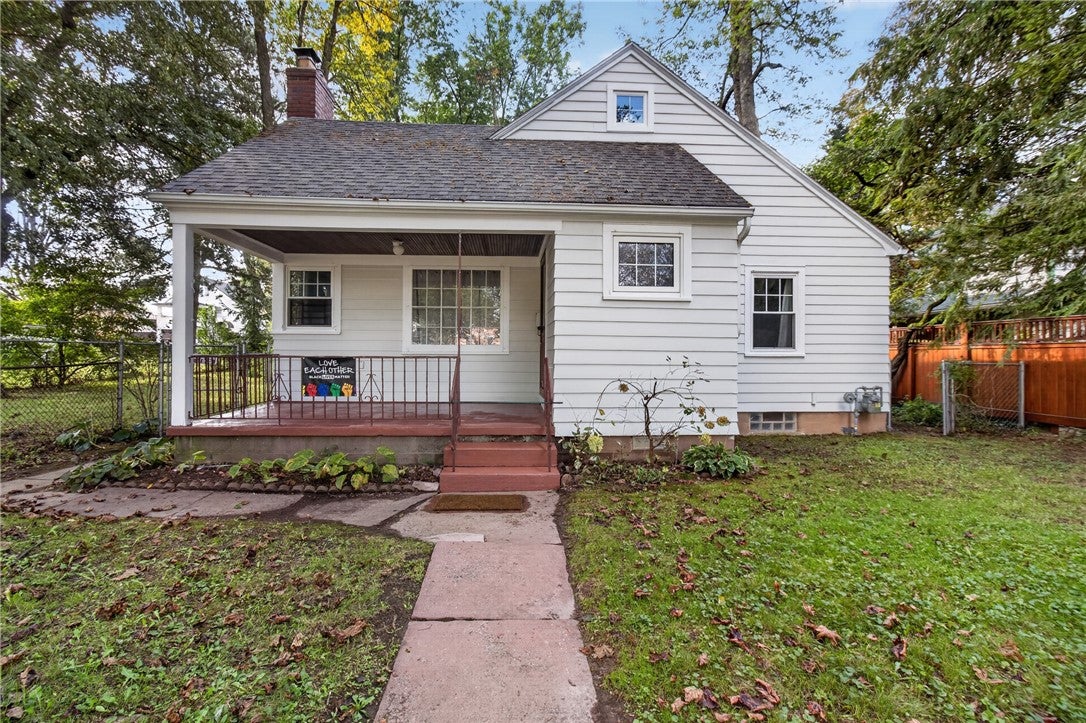 373 Aberdeen Street — photo