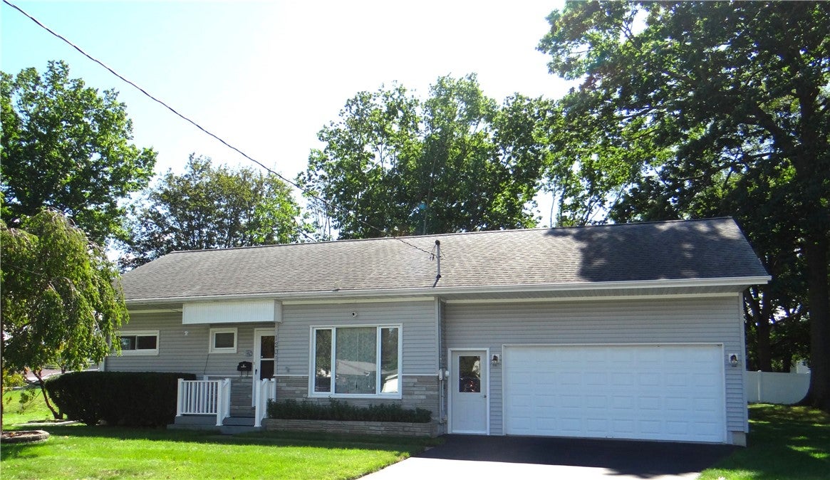 1206 Epworth Circle — photo