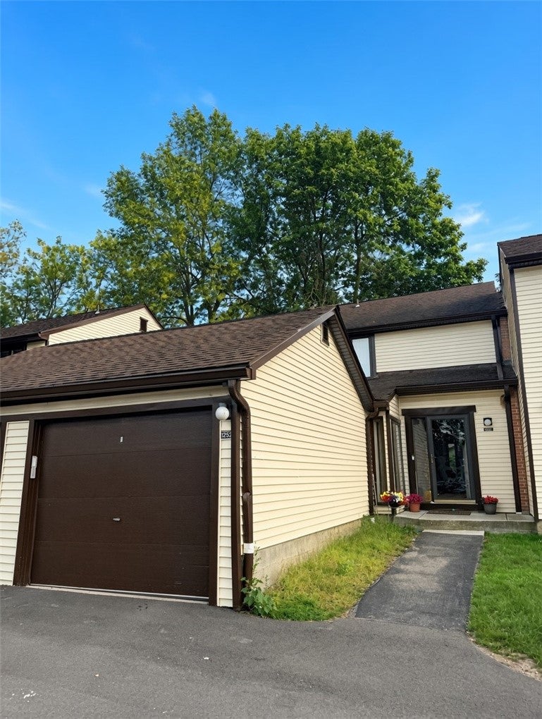 1252 Charlesgate Circle — photo