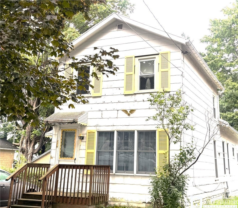 214 Robin Street — photo