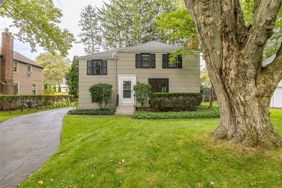 57 Clovercrest Drive — photo