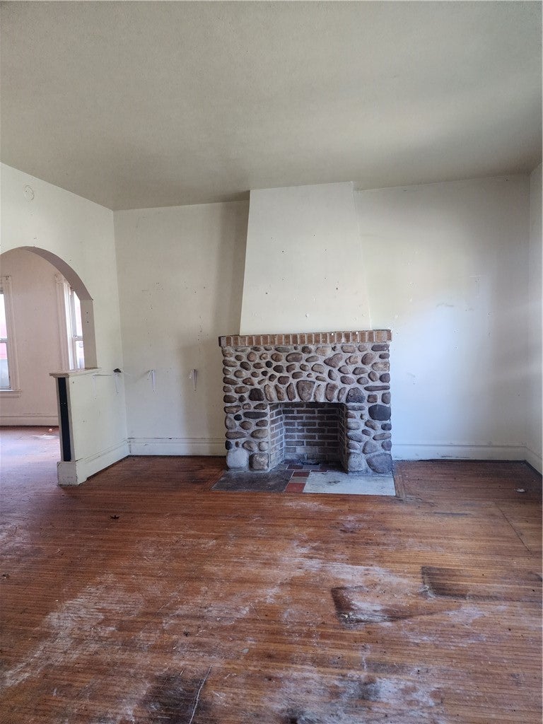 Home in Rochester, NY 14621 — photo 3