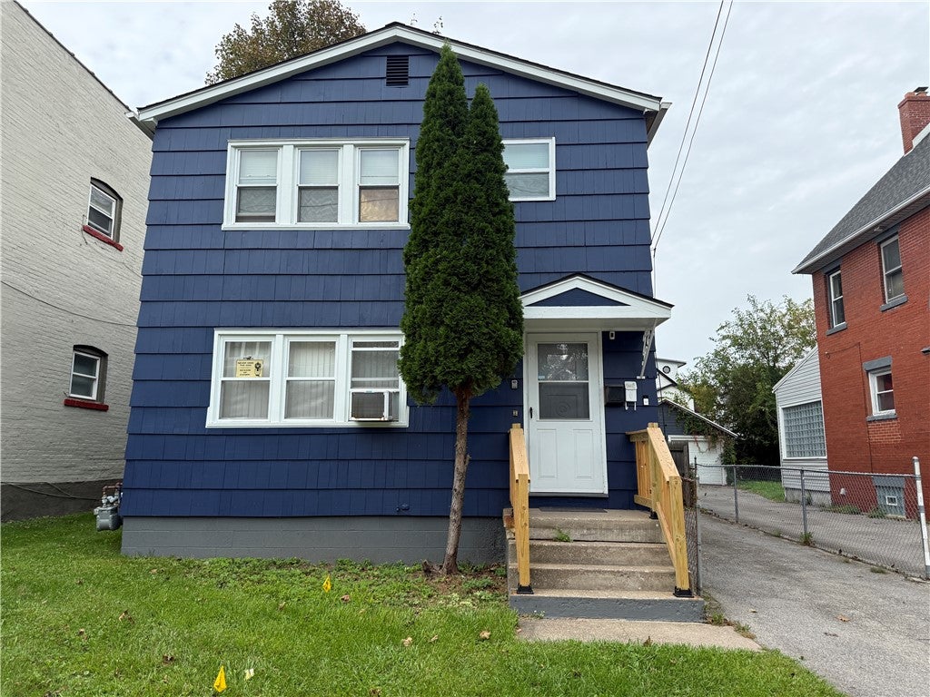 57 Arbutus Street — photo