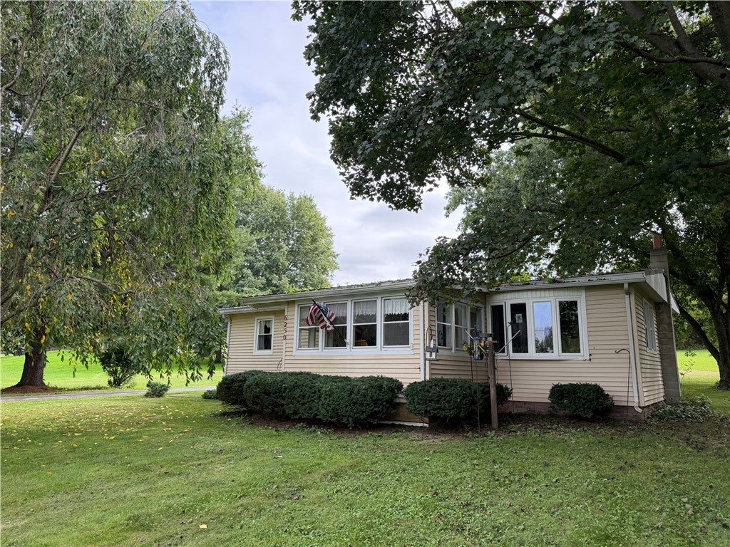 6250 Walkers Corner Road — photo