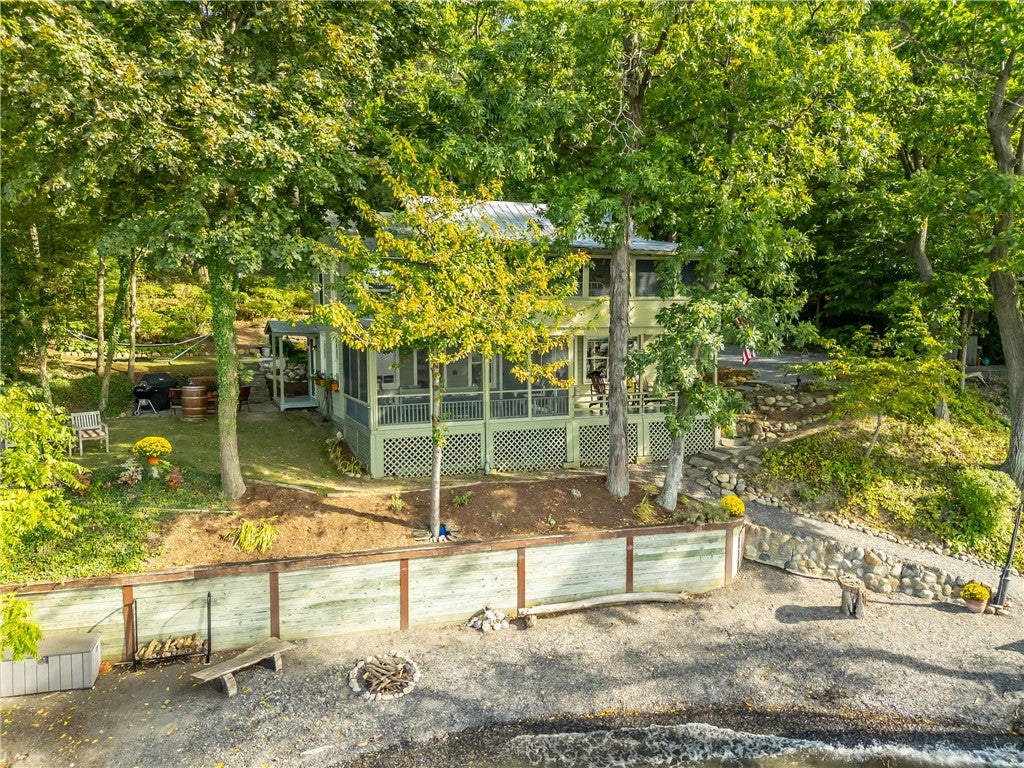 5256 Shale Beach Drive — photo