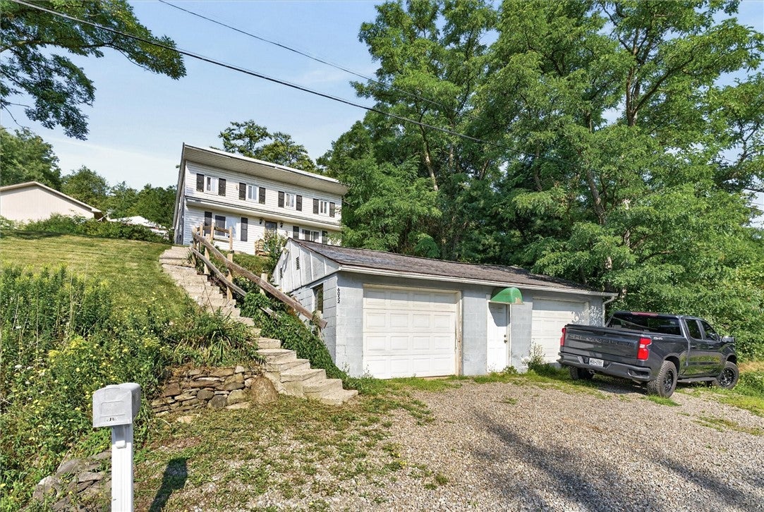 6052 N Old West Lake Road — photo