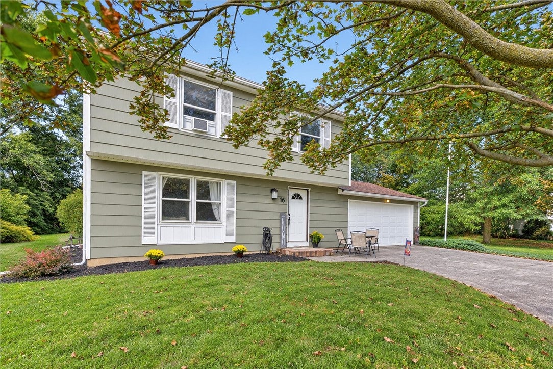 16 Highview Drive — photo