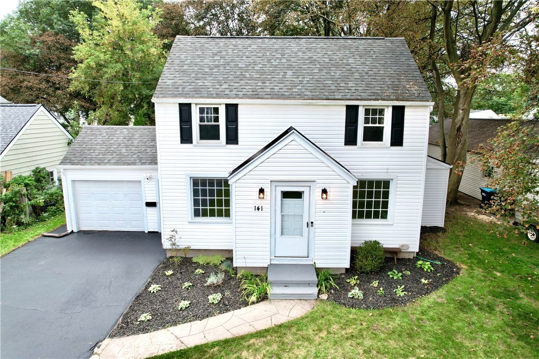 141 Maiden Lane — photo