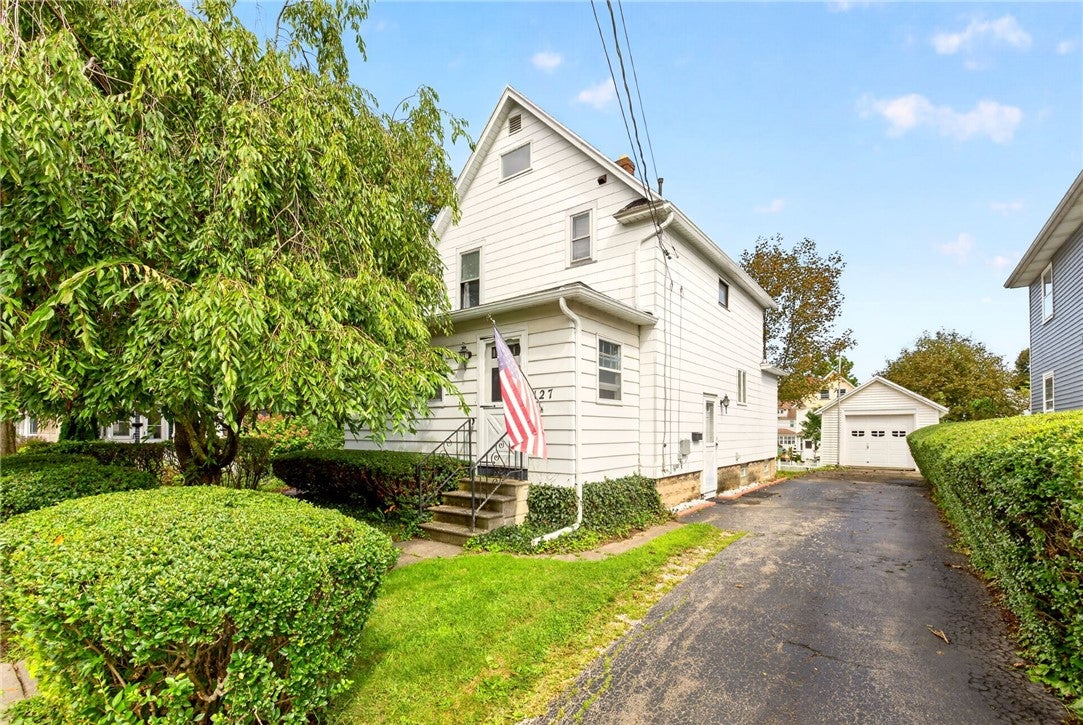 127 W Hickory Street — photo