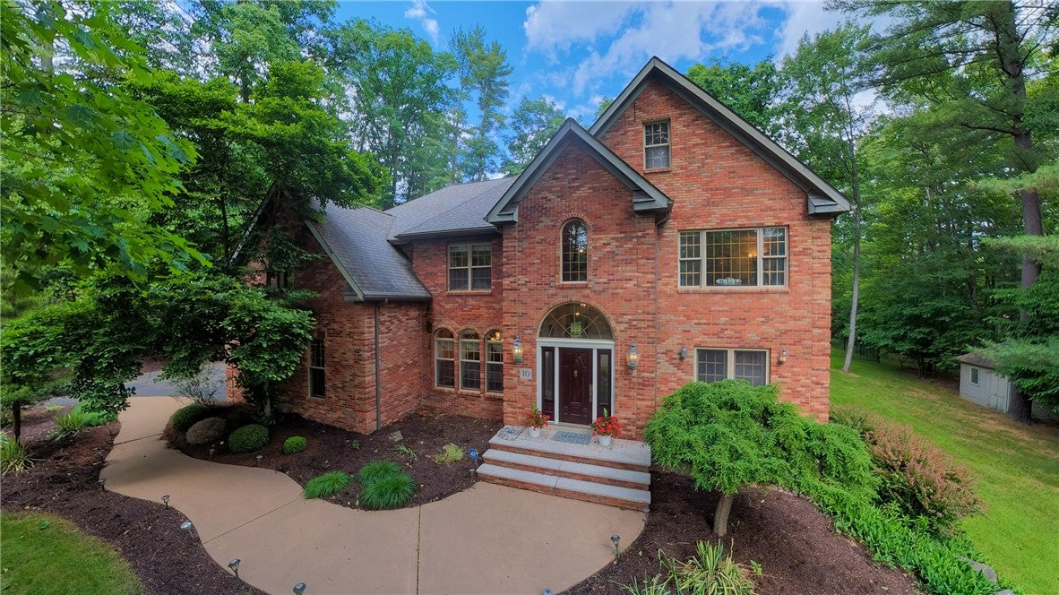 10 Linden Lane — photo